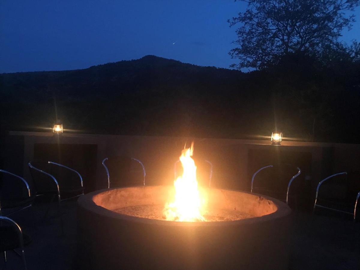 Kgorogoro Lodge Pilanesberg Esterno foto