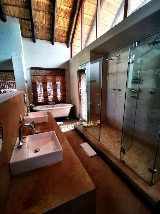 Kgorogoro Lodge Pilanesberg Esterno foto
